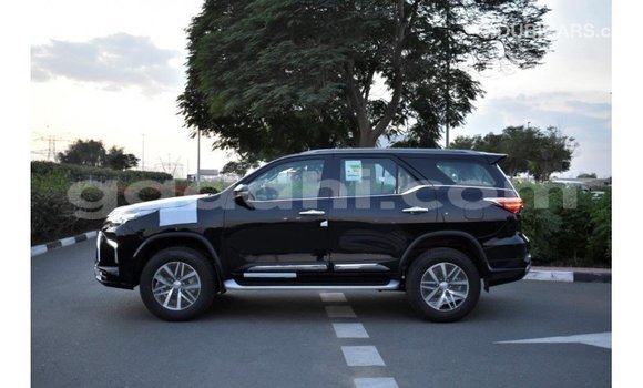 Buy Import Toyota Fortuner Black Car in Import - Dubai in Somalia Buy Import Toyota Fortuner Black Car in Import - Dubai in Somalia