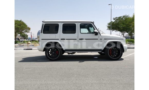 Nunua Imported Mercedes-Benz 190 Nyeupe Gari ndani ya Import - Dubai nchini Somalia Nunua Imported Mercedes-Benz 190 Nyeupe Gari ndani ya Import - Dubai nchini Somalia