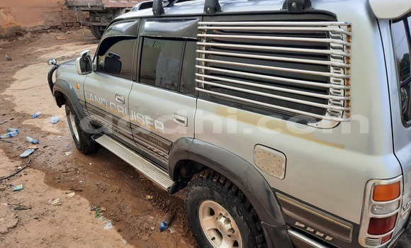 Buy Used Toyota Land Cruiser Silver Car in Hargeysa in Somaliland Buy Used Toyota Land Cruiser Silver Car in Hargeysa in Somaliland