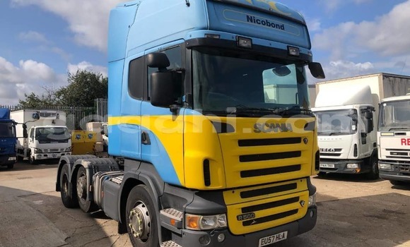 Nunua Ilio tumika Mercedes‒Benz 1840 Nyeupe Lori ndani ya Mogadishu nchini Somalia Nunua Ilio tumika Mercedes‒Benz 1840 Nyeupe Lori ndani ya Mogadishu nchini Somalia