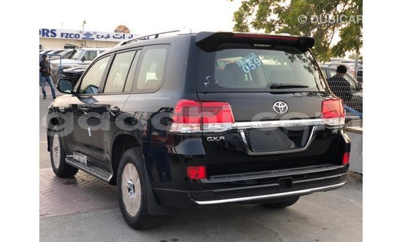 ይግዙ Imported Toyota Land Cruiser ጥቁር መኪና በ Import - Dubai በ ሶማሊያ ይግዙ Imported Toyota Land Cruiser ጥቁር መኪና በ Import - Dubai በ ሶማሊያ
