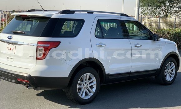 اشتري Imported Ford Explorer أبيض سيارة في Import - Dubai في الصومال اشتري Imported Ford Explorer أبيض سيارة في Import - Dubai في الصومال