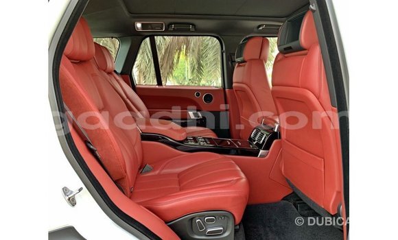 اشتري Imported Land Rover Range Rover أبيض سيارة في Import - Dubai في الصومال اشتري Imported Land Rover Range Rover أبيض سيارة في Import - Dubai في الصومال