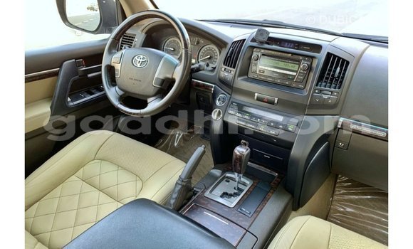 ይግዙ Imported Toyota Land Cruiser ሰማያዊ መኪና በ Import - Dubai በ ሶማሊያ ይግዙ Imported Toyota Land Cruiser ሰማያዊ መኪና በ Import - Dubai በ ሶማሊያ