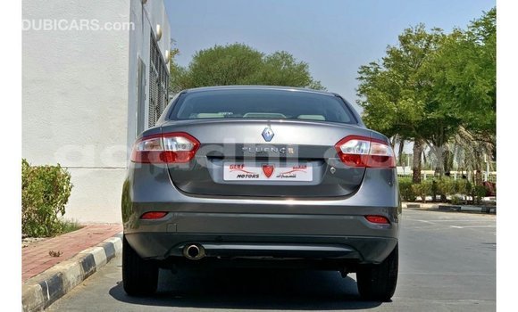 ይግዙ Imported Renault Fluence ሌላ መኪና በ Import - Dubai በ ሶማሊያ ይግዙ Imported Renault Fluence ሌላ መኪና በ Import - Dubai በ ሶማሊያ