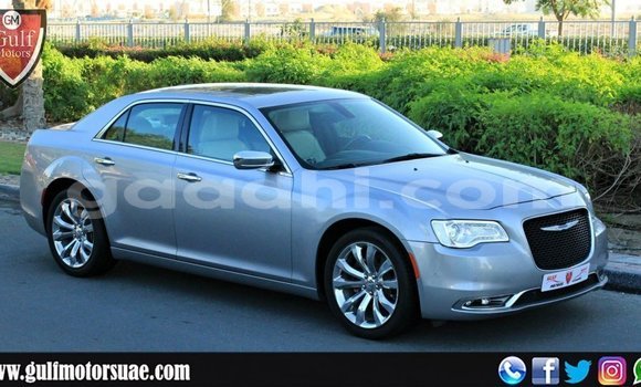 Buy Import Chrysler 300 Other Car in Import - Dubai in Somalia