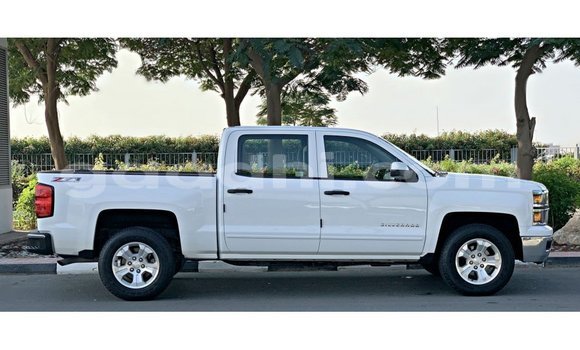 Buy Import Chevrolet Silverado White Car in Import - Dubai in Somalia Buy Import Chevrolet Silverado White Car in Import - Dubai in Somalia