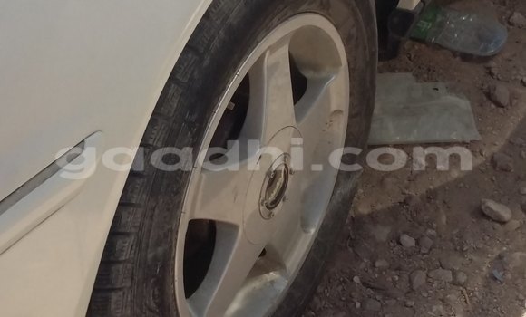 Oofamaa Toyota 4Runner White Makiinaa iti Hargeysa keessatti Somaliland keessatti Oofamaa Toyota 4Runner White Makiinaa iti Hargeysa keessatti Somaliland keessatti