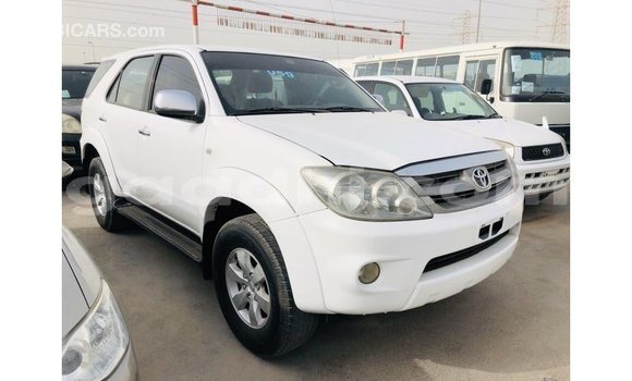 Buy Import Toyota Fortuner White Car in Import - Dubai in Somalia Buy Import Toyota Fortuner White Car in Import - Dubai in Somalia