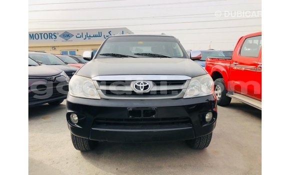 Buy Import Toyota Fortuner Black Car in Import - Dubai in Somalia Buy Import Toyota Fortuner Black Car in Import - Dubai in Somalia