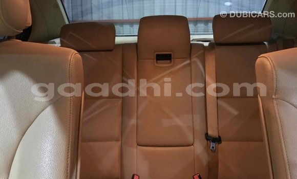 Imported BMW C White Doqdoqqee iti Import - Dubai keessatti Somalia keessatti Imported BMW C White Doqdoqqee iti Import - Dubai keessatti Somalia keessatti