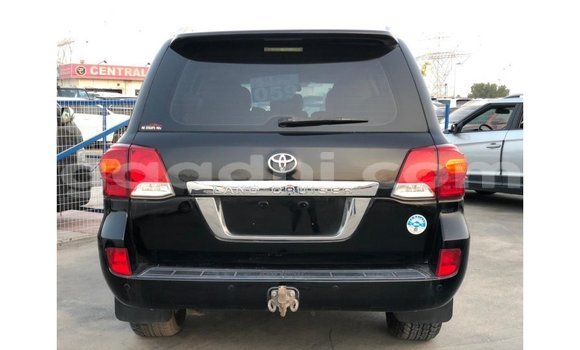 Buy Import Toyota Land Cruiser Black Car in Import - Dubai in Somalia Buy Import Toyota Land Cruiser Black Car in Import - Dubai in Somalia