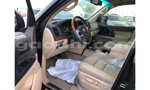 Buy Import Toyota Land Cruiser Black Car in Import - Dubai in Somalia Buy Import Toyota Land Cruiser Black Car in Import - Dubai in Somalia