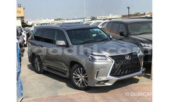 Acheter Import Voiture Lexus LX Autre à Import - Dubai, Somalie Acheter Import Voiture Lexus LX Autre à Import - Dubai, Somalie