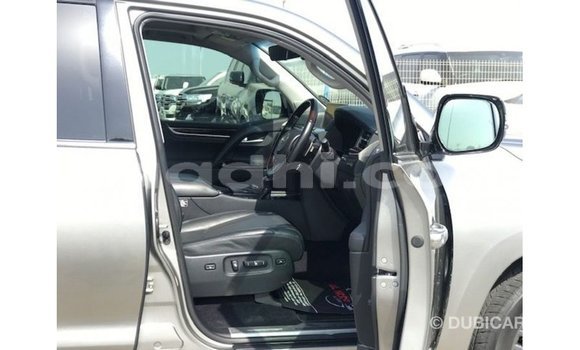 Acheter Import Voiture Lexus LX Autre à Import - Dubai, Somalie Acheter Import Voiture Lexus LX Autre à Import - Dubai, Somalie