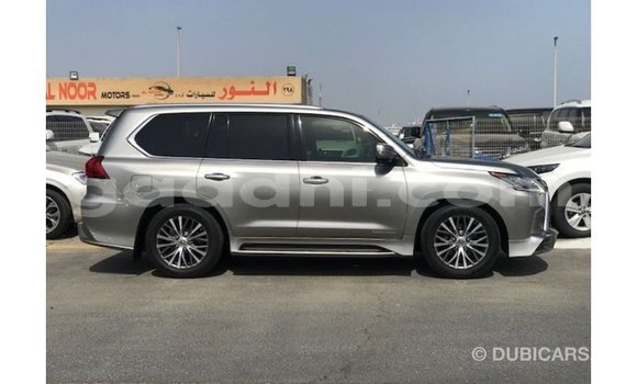 Acheter Import Voiture Lexus LX Autre à Import - Dubai, Somalie Acheter Import Voiture Lexus LX Autre à Import - Dubai, Somalie