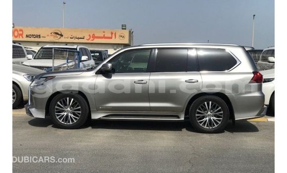 Acheter Import Voiture Lexus LX Autre à Import - Dubai, Somalie Acheter Import Voiture Lexus LX Autre à Import - Dubai, Somalie