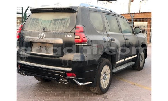 Acheter Import Voiture Toyota Prado Noir à Import - Dubai, Somalie Acheter Import Voiture Toyota Prado Noir à Import - Dubai, Somalie