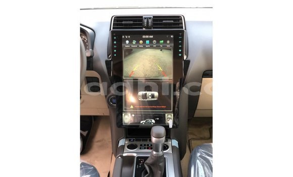 Acheter Import Voiture Toyota Prado Noir à Import - Dubai, Somalie Acheter Import Voiture Toyota Prado Noir à Import - Dubai, Somalie