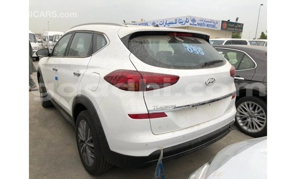 Buy Import Hyundai Tucson White Car in Import - Dubai in Somalia Buy Import Hyundai Tucson White Car in Import - Dubai in Somalia