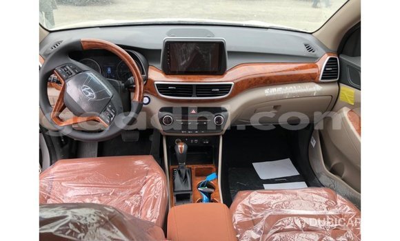 Buy Import Hyundai Tucson White Car in Import - Dubai in Somalia Buy Import Hyundai Tucson White Car in Import - Dubai in Somalia