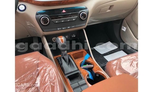 Buy Import Hyundai Tucson White Car in Import - Dubai in Somalia Buy Import Hyundai Tucson White Car in Import - Dubai in Somalia