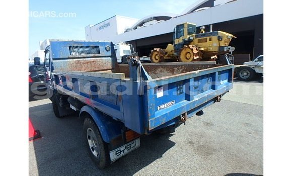 ይግዙ Imported Mazda 2 ሰማያዊ መኪና በ Import - Dubai በ ሶማሊያ ይግዙ Imported Mazda 2 ሰማያዊ መኪና በ Import - Dubai በ ሶማሊያ