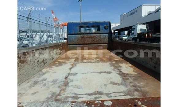 ይግዙ Imported Mazda 2 ሰማያዊ መኪና በ Import - Dubai በ ሶማሊያ ይግዙ Imported Mazda 2 ሰማያዊ መኪና በ Import - Dubai በ ሶማሊያ