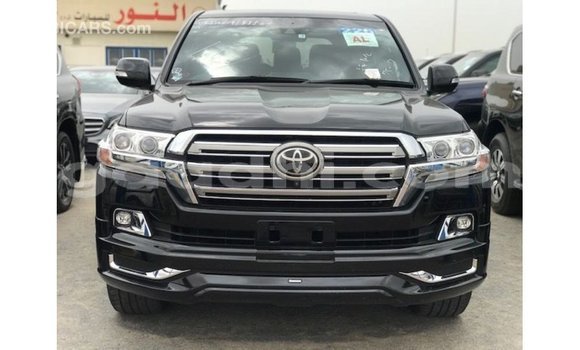 Acheter Import Voiture Toyota Land Cruiser Noir à Import - Dubai, Somalie Acheter Import Voiture Toyota Land Cruiser Noir à Import - Dubai, Somalie