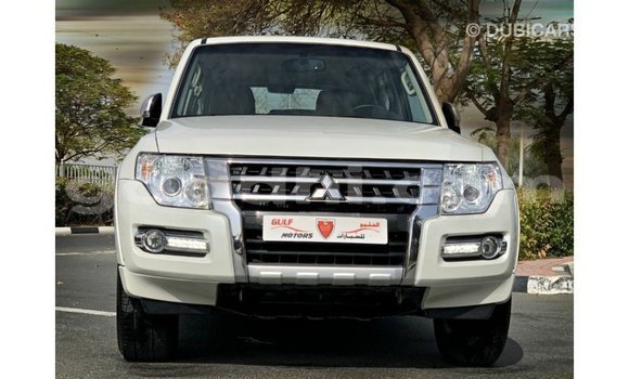 Buy Import Mitsubishi Pajero White Car in Import - Dubai in Somalia Buy Import Mitsubishi Pajero White Car in Import - Dubai in Somalia