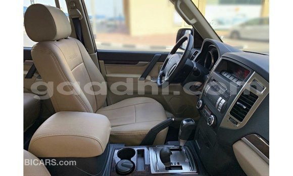 Buy Import Mitsubishi Pajero White Car in Import - Dubai in Somalia Buy Import Mitsubishi Pajero White Car in Import - Dubai in Somalia