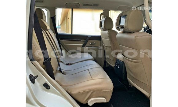 Buy Import Mitsubishi Pajero White Car in Import - Dubai in Somalia Buy Import Mitsubishi Pajero White Car in Import - Dubai in Somalia