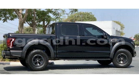 Buy Import Ford Club Wagon Black Car in Import - Dubai in Somalia Buy Import Ford Club Wagon Black Car in Import - Dubai in Somalia