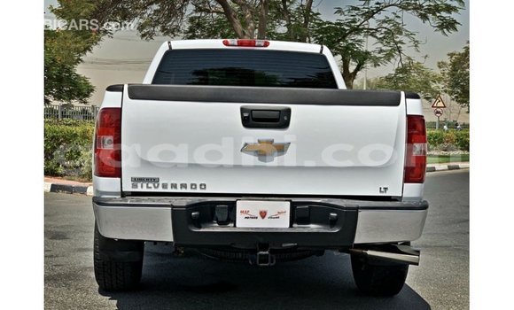 Buy Import Chevrolet Silverado White Car in Import - Dubai in Somalia Buy Import Chevrolet Silverado White Car in Import - Dubai in Somalia