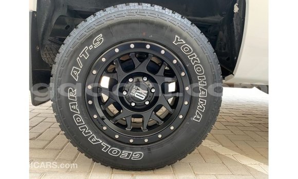 Buy Import Chevrolet Silverado White Car in Import - Dubai in Somalia Buy Import Chevrolet Silverado White Car in Import - Dubai in Somalia