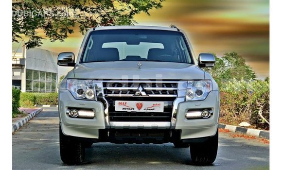 Buy Import Mitsubishi Pajero White Car in Import - Dubai in Somalia Buy Import Mitsubishi Pajero White Car in Import - Dubai in Somalia