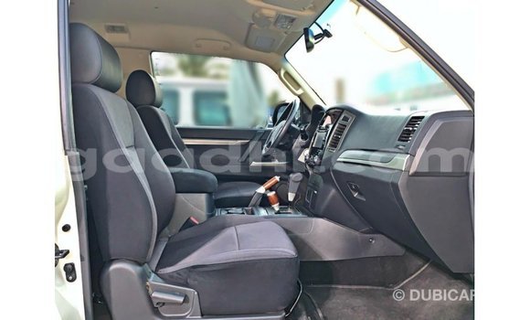 Buy Import Mitsubishi Pajero White Car in Import - Dubai in Somalia Buy Import Mitsubishi Pajero White Car in Import - Dubai in Somalia