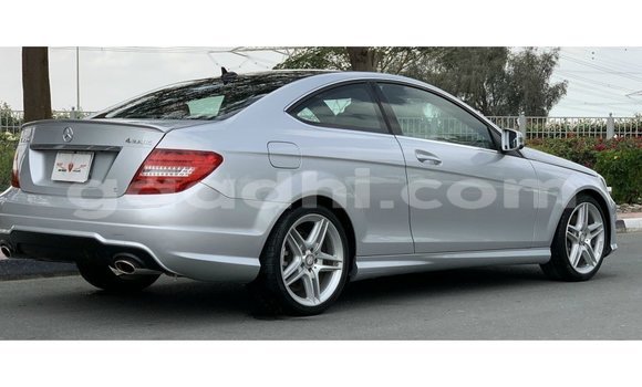 Buy Import Mercedes-Benz 190 Other Car in Import - Dubai in Somalia Buy Import Mercedes-Benz 190 Other Car in Import - Dubai in Somalia