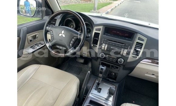 Buy Import Mitsubishi Pajero White Car in Import - Dubai in Somalia Buy Import Mitsubishi Pajero White Car in Import - Dubai in Somalia