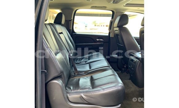 Nunua Imported Chevrolet Suburban Nyeusi Gari ndani ya Import - Dubai nchini Somalia Nunua Imported Chevrolet Suburban Nyeusi Gari ndani ya Import - Dubai nchini Somalia