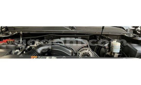 Nunua Imported Chevrolet Suburban Nyeusi Gari ndani ya Import - Dubai nchini Somalia Nunua Imported Chevrolet Suburban Nyeusi Gari ndani ya Import - Dubai nchini Somalia