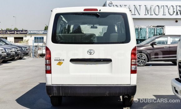 اشتري Imported Toyota Hiace أبيض سيارة في Import - Dubai في الصومال اشتري Imported Toyota Hiace أبيض سيارة في Import - Dubai في الصومال