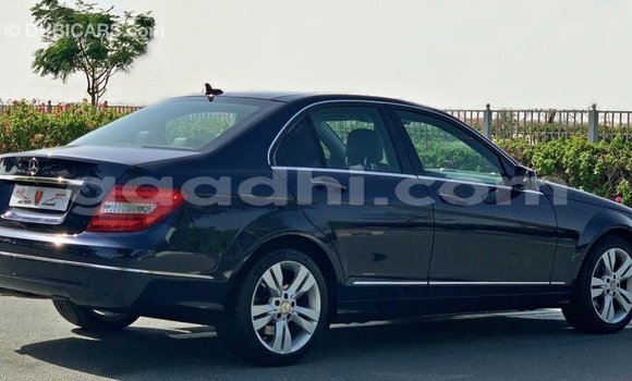 اشتري Imported Mercedes-Benz 200 أزرق سيارة في Import - Dubai في الصومال اشتري Imported Mercedes-Benz 200 أزرق سيارة في Import - Dubai في الصومال