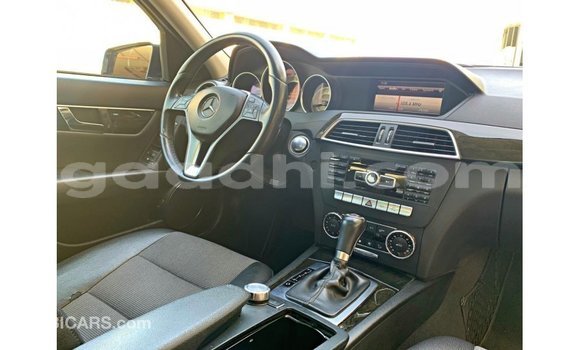 اشتري Imported Mercedes-Benz 200 أزرق سيارة في Import - Dubai في الصومال اشتري Imported Mercedes-Benz 200 أزرق سيارة في Import - Dubai في الصومال