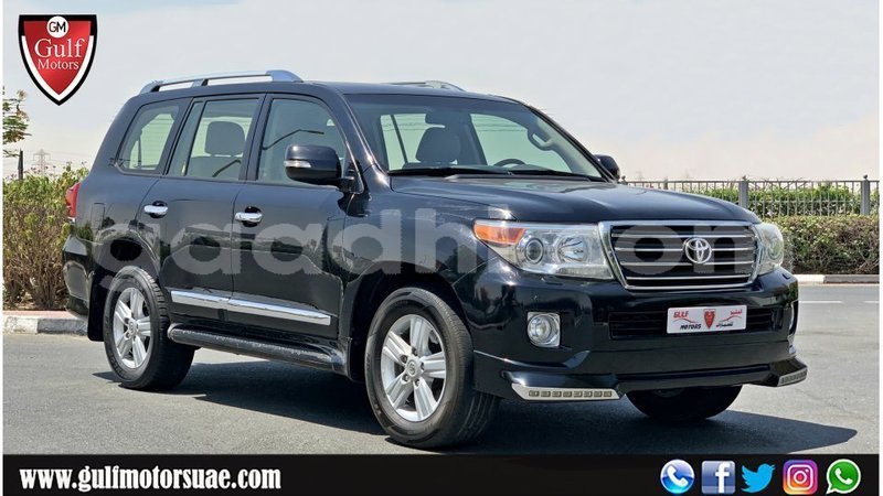 Big with watermark toyota land cruiser somalia import dubai 4895