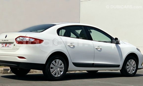 ይግዙ Imported Renault Fluence ነጭ መኪና በ Import - Dubai በ ሶማሊያ ይግዙ Imported Renault Fluence ነጭ መኪና በ Import - Dubai በ ሶማሊያ