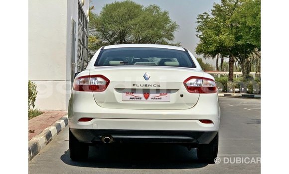 ይግዙ Imported Renault Fluence ነጭ መኪና በ Import - Dubai በ ሶማሊያ ይግዙ Imported Renault Fluence ነጭ መኪና በ Import - Dubai በ ሶማሊያ