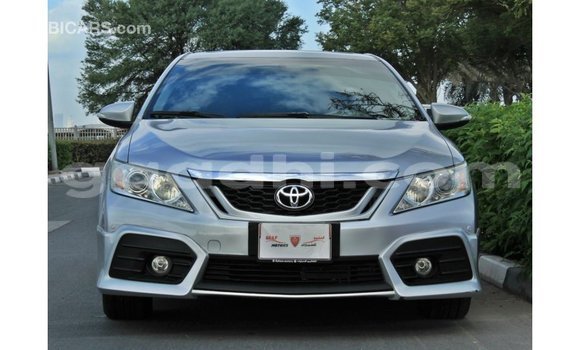 اشتري Imported Toyota Aurion آخر سيارة في Import - Dubai في الصومال اشتري Imported Toyota Aurion آخر سيارة في Import - Dubai في الصومال