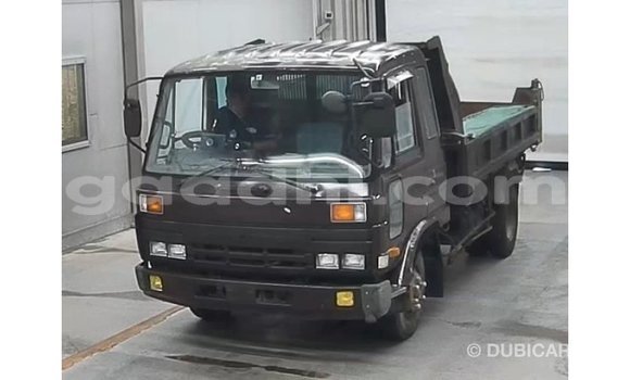 اشتري Imported Nissan Fuga بنى سيارة في Import - Dubai في الصومال اشتري Imported Nissan Fuga بنى سيارة في Import - Dubai في الصومال