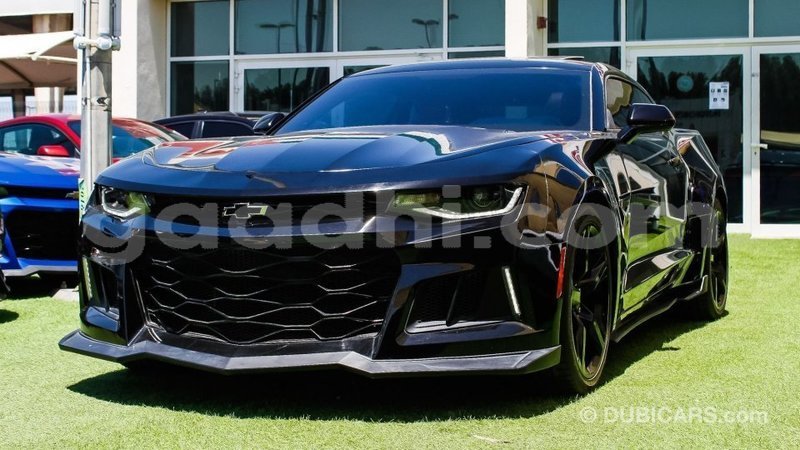 Buy import chevrolet camaro black car in import - dubai in somalia - gaadhi